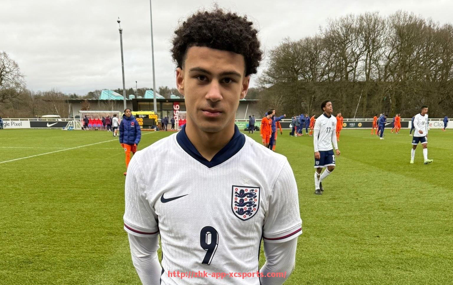 杏彩体育-英超球队配置：球队的球员配置与战术安排